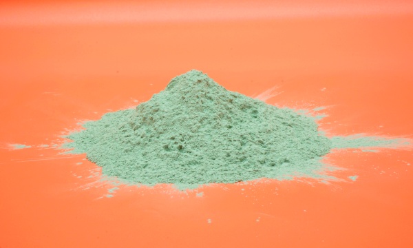 如何選擇合適的綠碳化硅微粉？